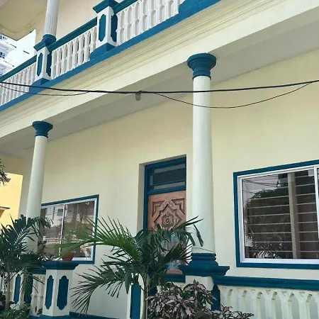 Apartment De La A Samblea *